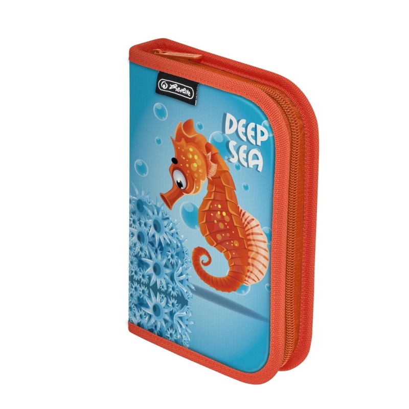 Penar Neechipat, 13.5 x 19.5 x 3 cm, Motiv Deep SEA