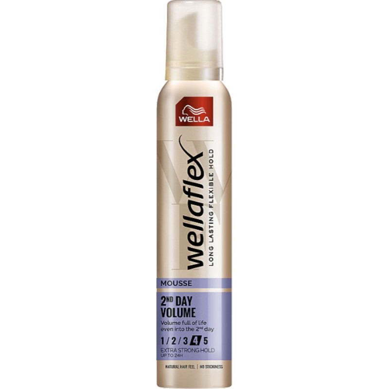 Set 3 x Spuma de Par pentru Fixare Medie Wella Wellaflex 2 Day Volume 4 Extra Strong Hold, 200 ml