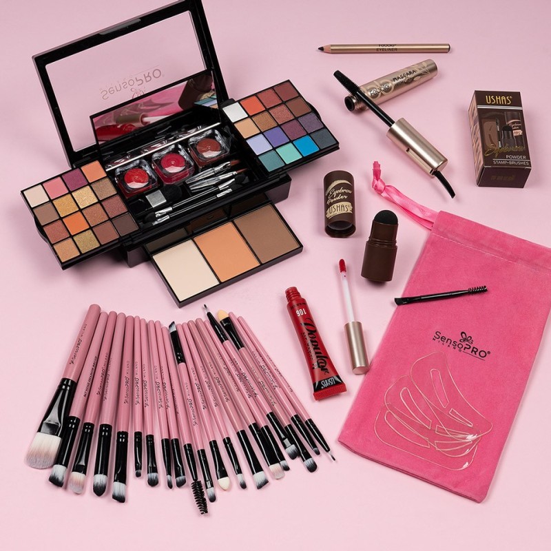 Set Machiaj Diva Beauty Box + Cadouri