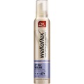 Spuma de Par pentru Fixare Medie Wella Wellaflex 2 Day Volume 4 Extra Strong Hold, 200 ml